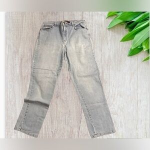 🎉🎉HP🎉🎉Jeans Stretchy Vanderbilt